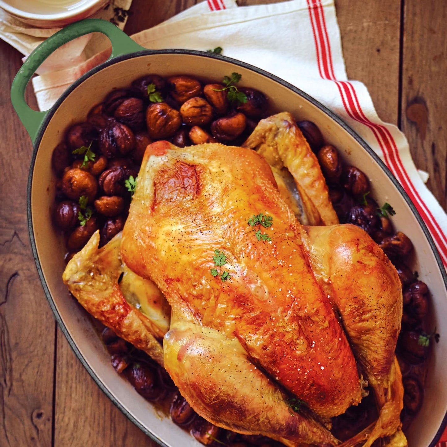 Le Creuset Signature 8-quart Oval Dutch Oven with Copper Knob - Enameled Cast Iron (Artichaut)